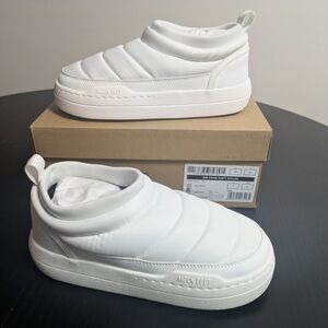 Moon Boots - Park Soft Nylon In White - New In Box